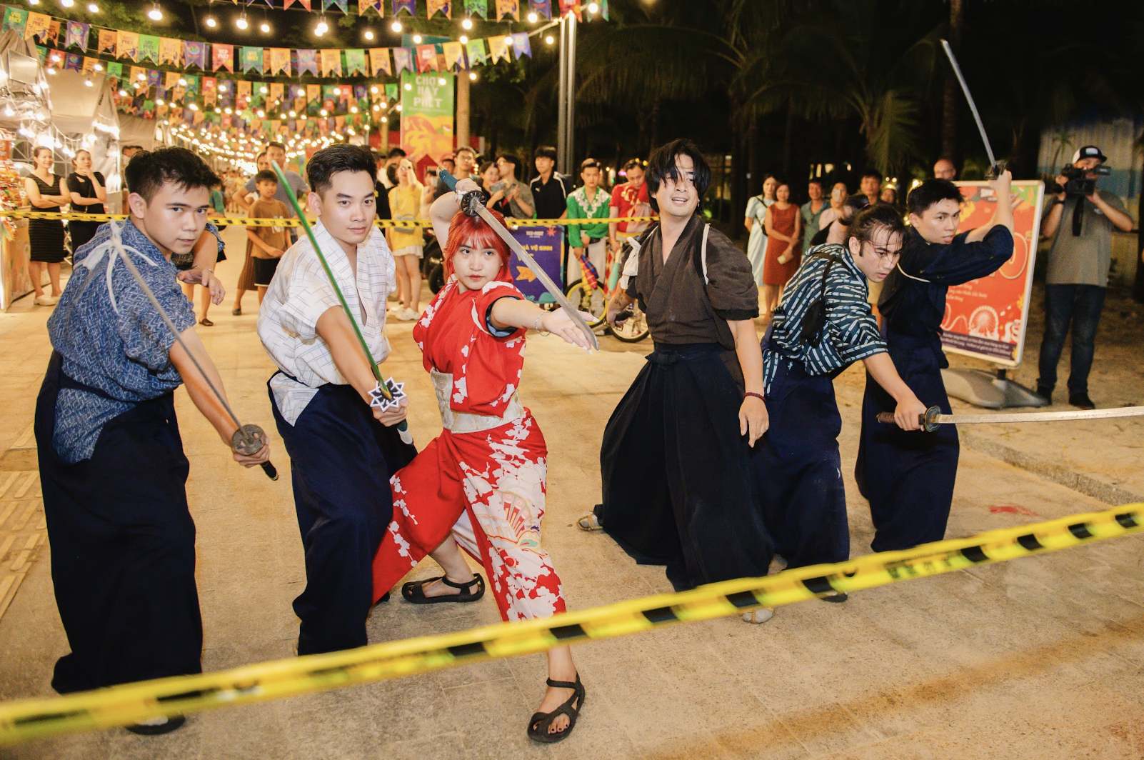 “Ha Long is calling”: Trải nghiệm một mùa hè mới tại Vịnh pháo hoa - 3