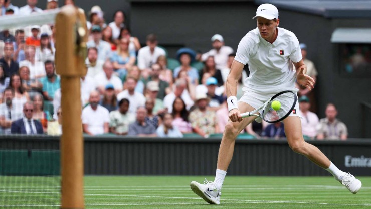 Djokovic - Sinner xô đổ giới hạn ở Wimbledon: Số 1 tennis ngợi ca Nole - 2