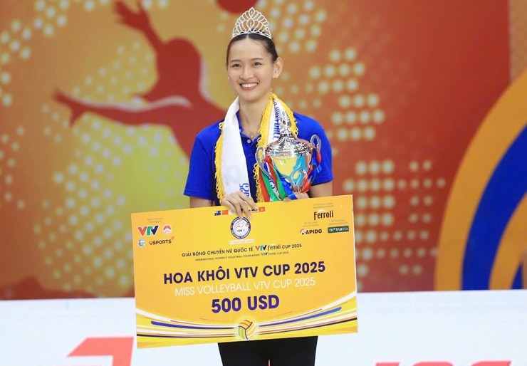 Hoa khôi bóng chuyền VTV Cup: Người đẹp cao 1m82 được vinh danh - 3