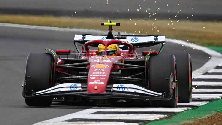Đua xe F1, British GP: Verstappen đánh bại McLaren, giành pole tại Silverstone - 3