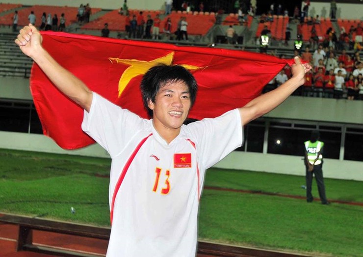 Con trai Quang Hải gia nhập lò đào tạo danh tiếng Brazil, vì giấc mơ World Cup - 3
