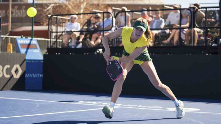 Mỹ nhân Bouchard bị phạt tại pickleball, sang tennis thua ở "vòng gửi xe" - 2