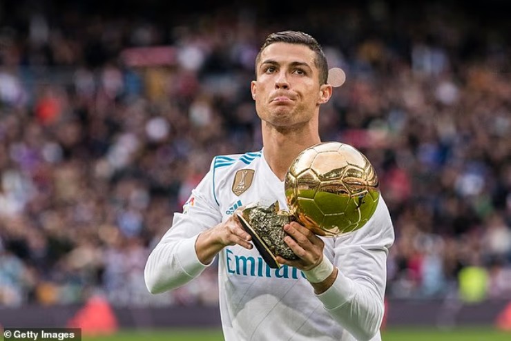 "Usain Bolt mới" Gout Gout không muốn thành "Tia chớp", chỉ thần tượng Ronaldo - 2
