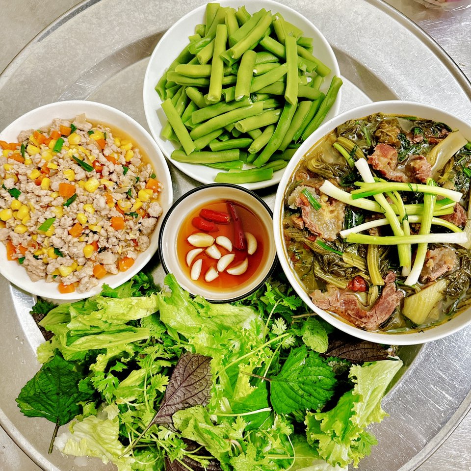 Những mâm cơm ngày hè vừa ngon lại dễ nấu - 1