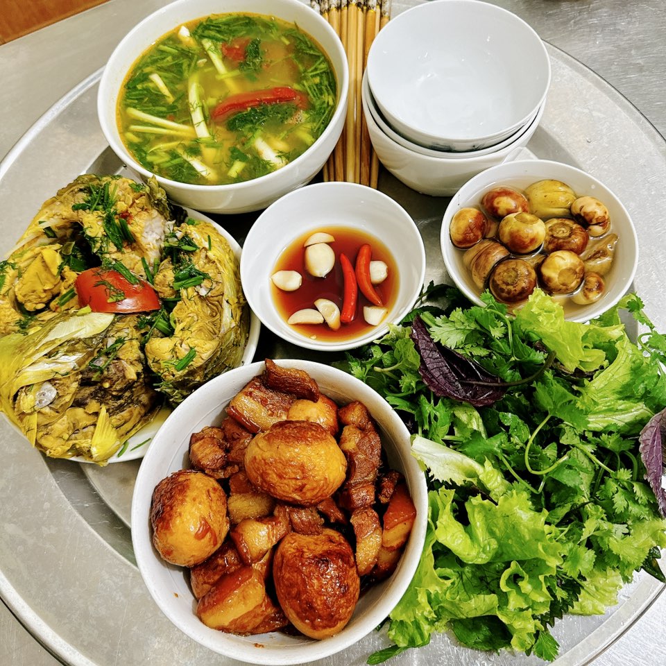 Những mâm cơm ngày hè vừa ngon lại dễ nấu - 11