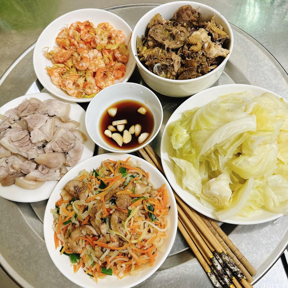 Những mâm cơm ngày hè vừa ngon lại dễ nấu - 12