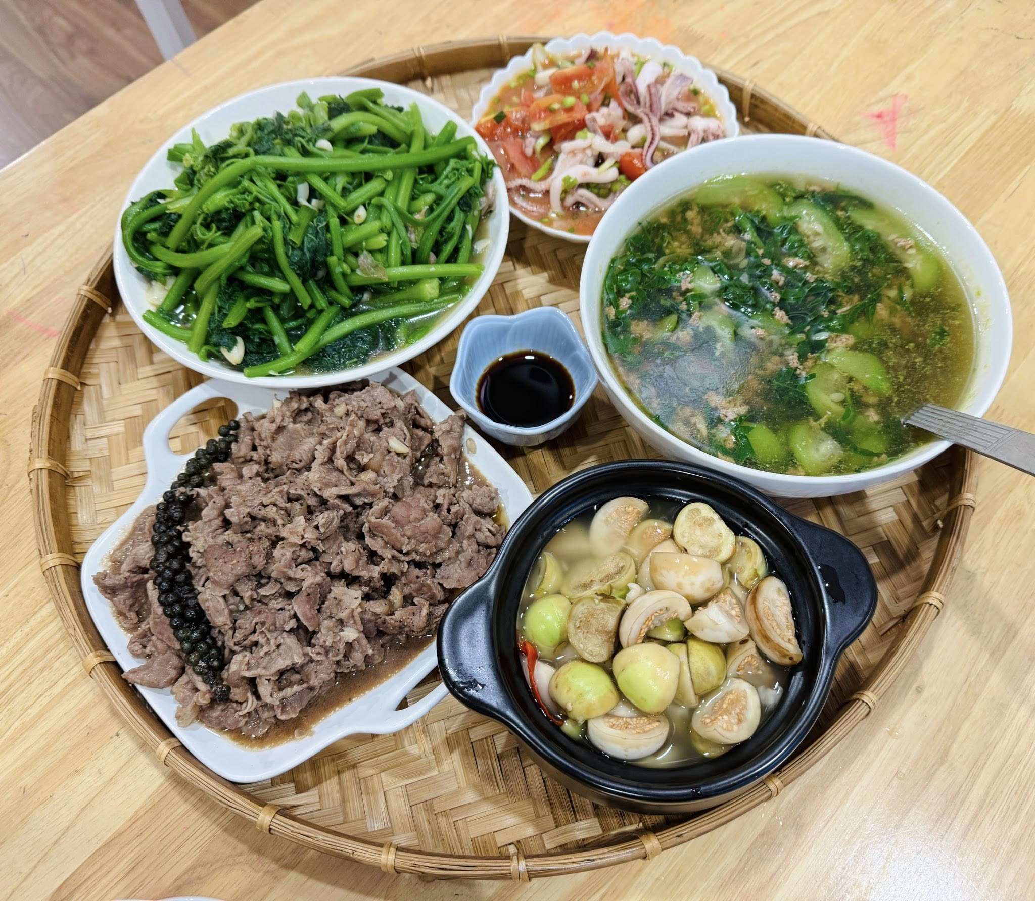 Những mâm cơm nhà "gây nghiện" khiến chồng con hết lời khen ngợi - 13