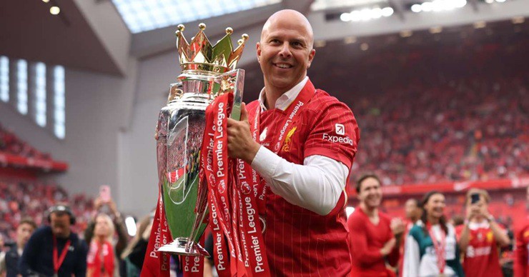 Liverpool bất ngờ mua sắm ồ ạt: Chủ động thay đổi lối chơi, hay muốn thống trị? - 1