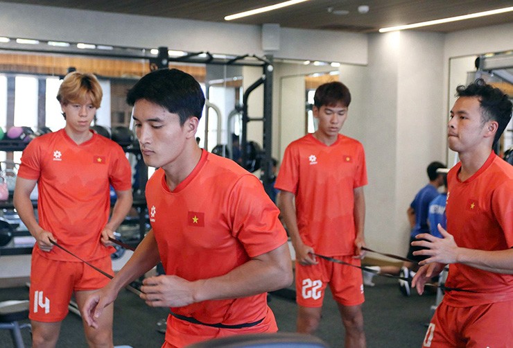 U23 Việt Nam thư giãn chờ “đại chiến” U23 Indonesia ở chung kết - 5