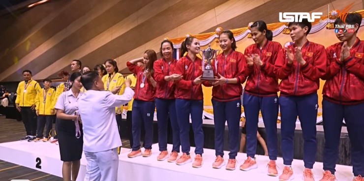 Vỡ òa" cầu mây nữ Việt Nam hạ Thái Lan, liên tiếp vô địch đỉnh cao thế giới - 2