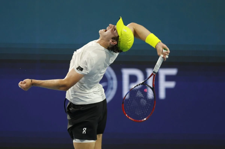 Trực tiếp tennis Canadian Open 28/7: Fonseca xuất trận, mỹ nhân Bouchard đấu giải cuối - 1