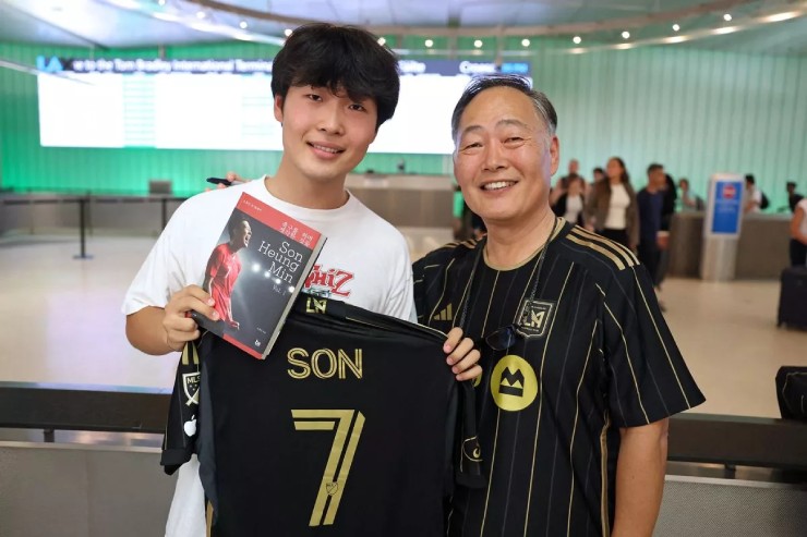 Son Heung Min tạo cơn sốt tại Mỹ, đãi ngộ so với Messi ra sao ở MLS? - 6