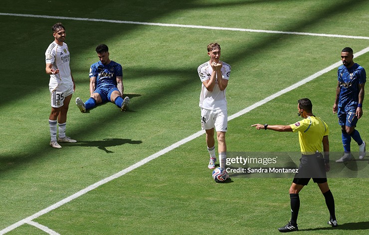 “Ramos mới” không còn chỗ dưới thời Alonso ở Real - 2