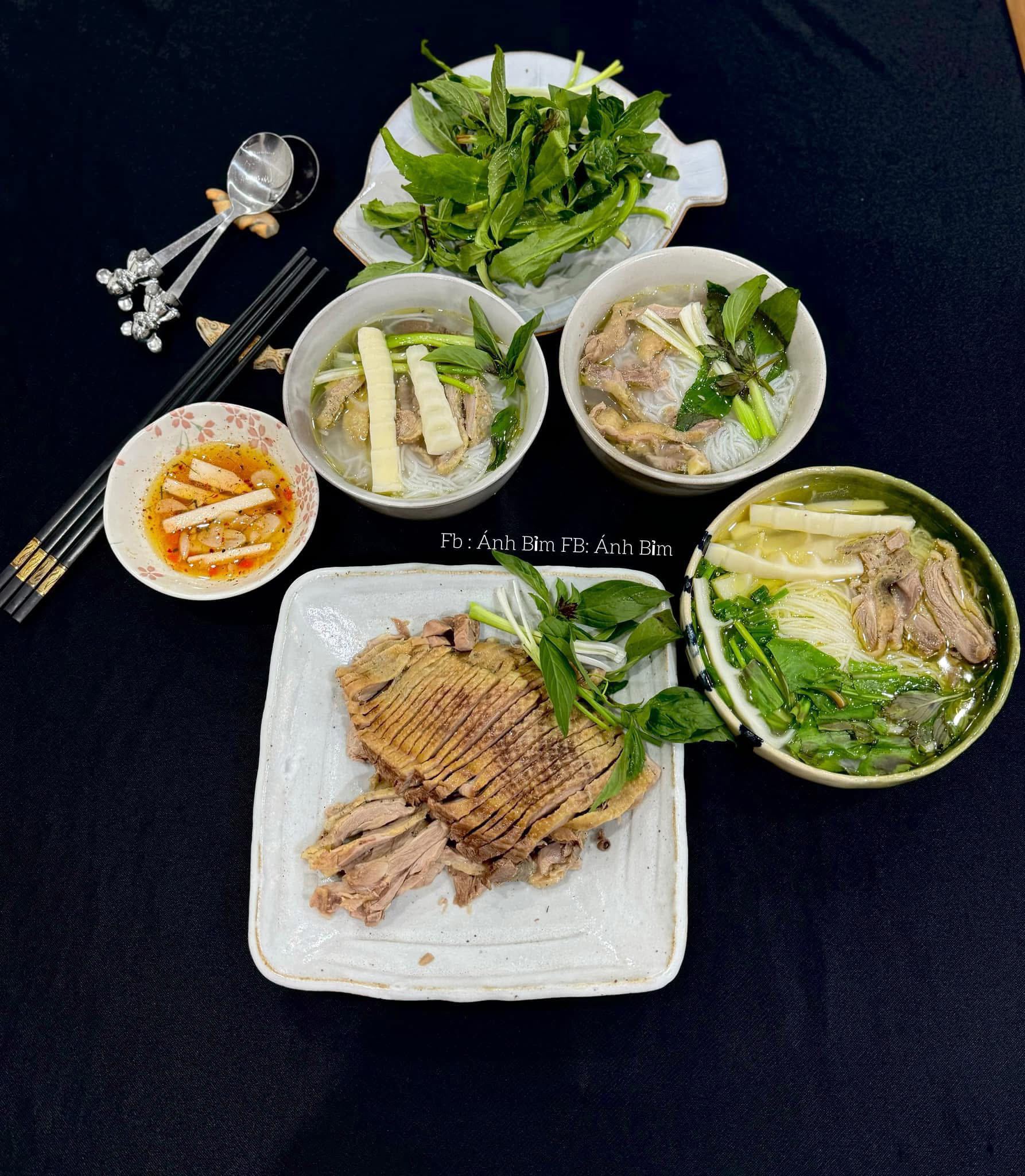 Chưa biết tối nay ăn gì, học ngay những mâm cơm nhà siêu ngon của mẹ đảm - 19