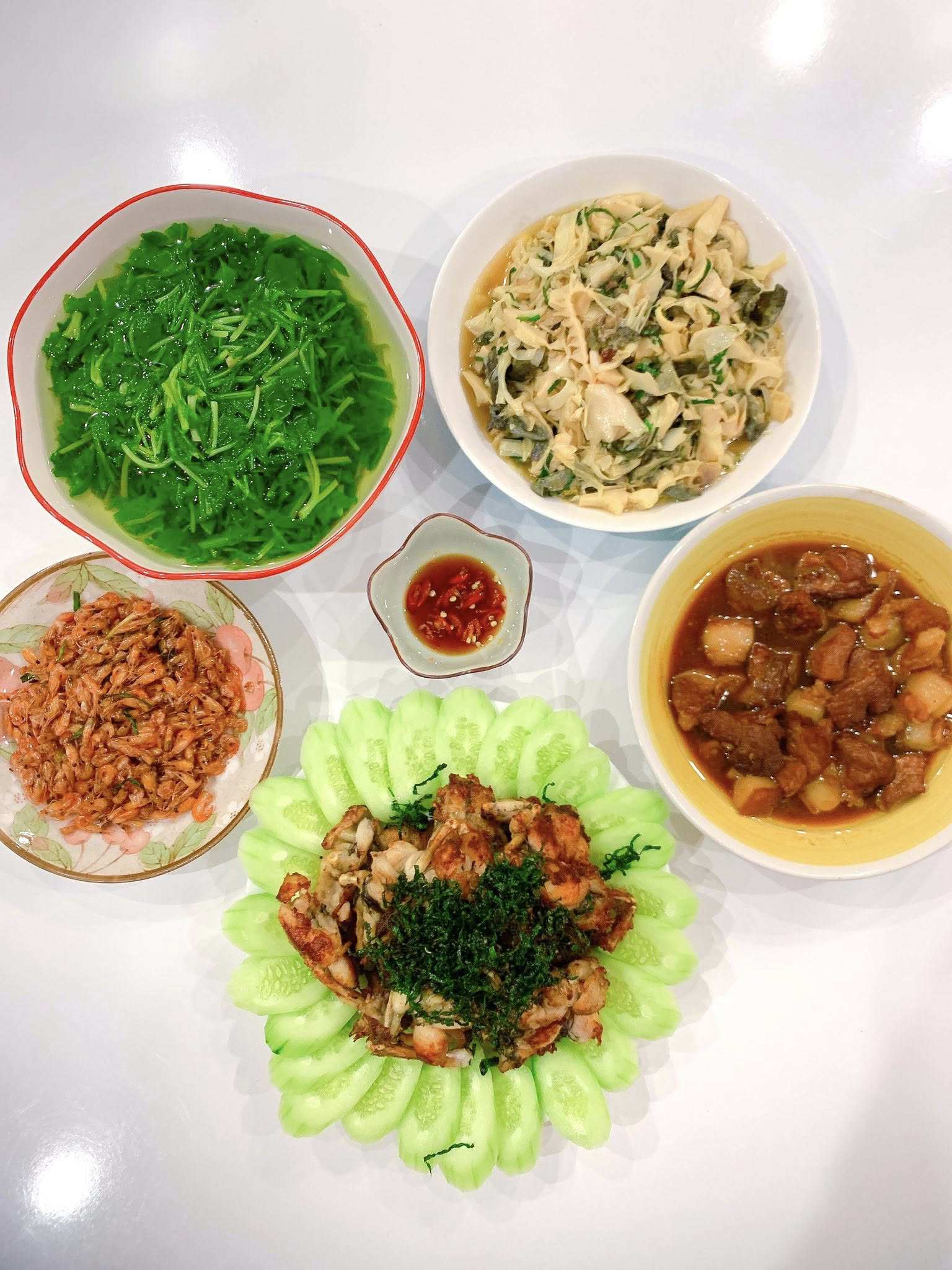 Thực đơn cơm nhà siêu hấp dẫn của mẹ đảm khéo tay - 8