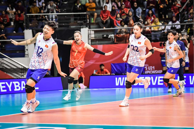 Làm rõ án phạt nặng của ĐT nữ U21 Việt Nam, Liên đoàn bóng chuyền VN có bị FIVB phạt? - 1