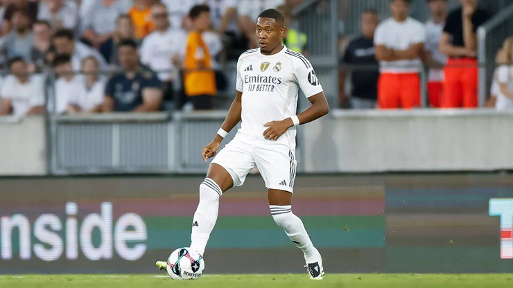 Tin mới nhất bóng đá tối 13/8: Alaba báo tin vui cho Real Madrid - 1