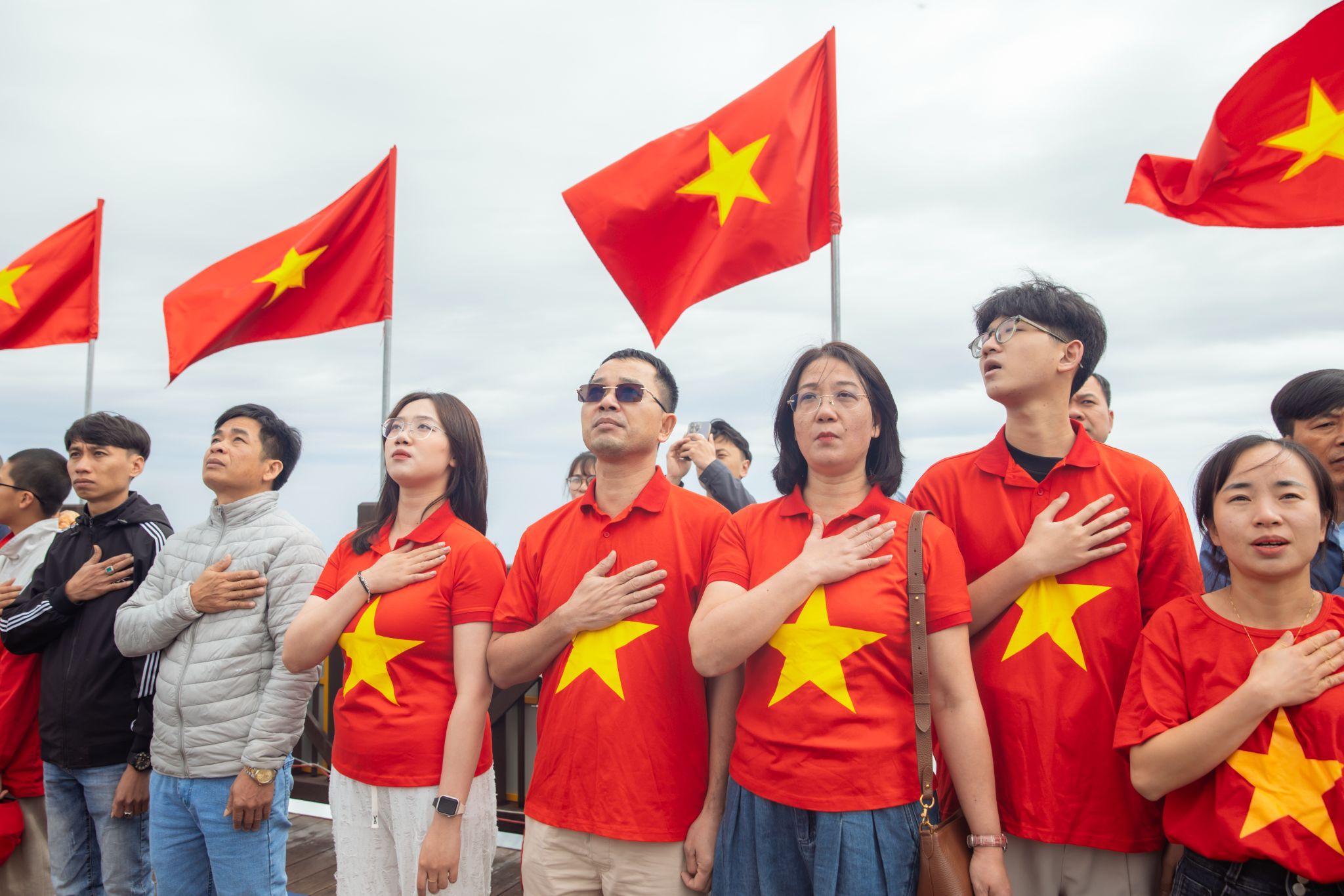 Cẩm nang du lịch: Hà Nội rợp cờ hoa kết hợp Sa Pa lúa vàng 2/9 - 4