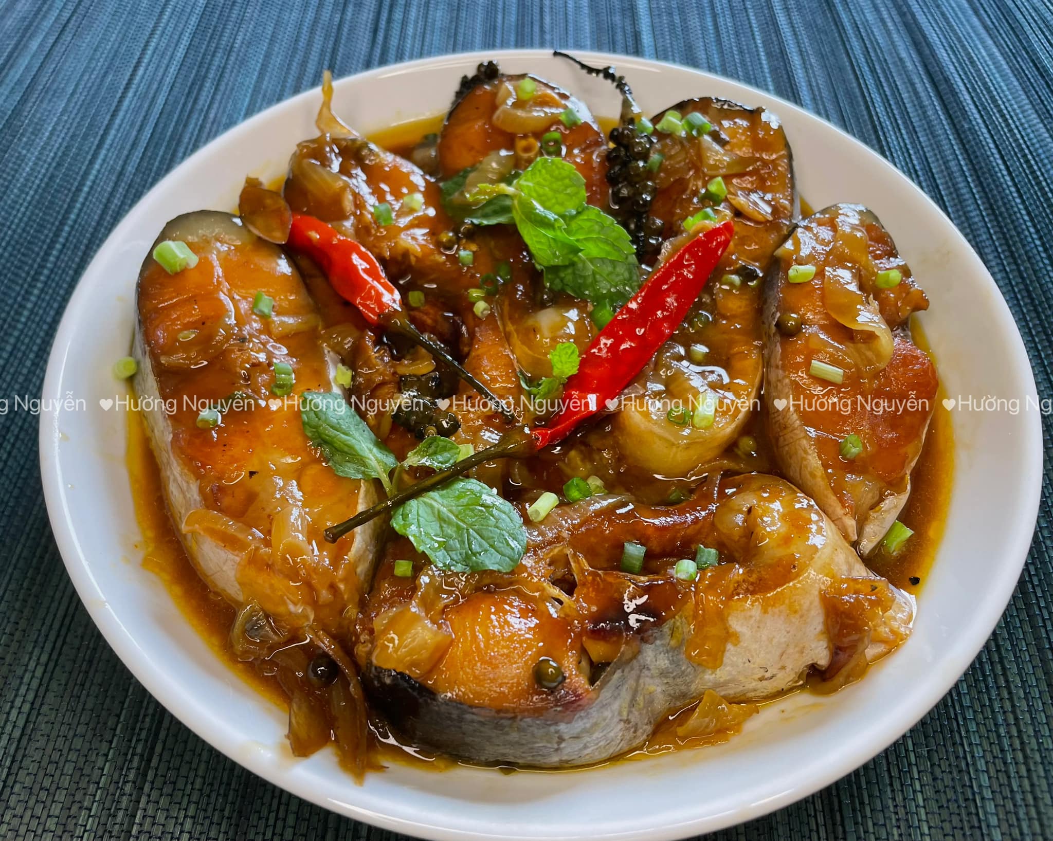 Loại cá rẻ tiền nhưng bổ dưỡng kho cùng nước dừa siêu ngon - 1