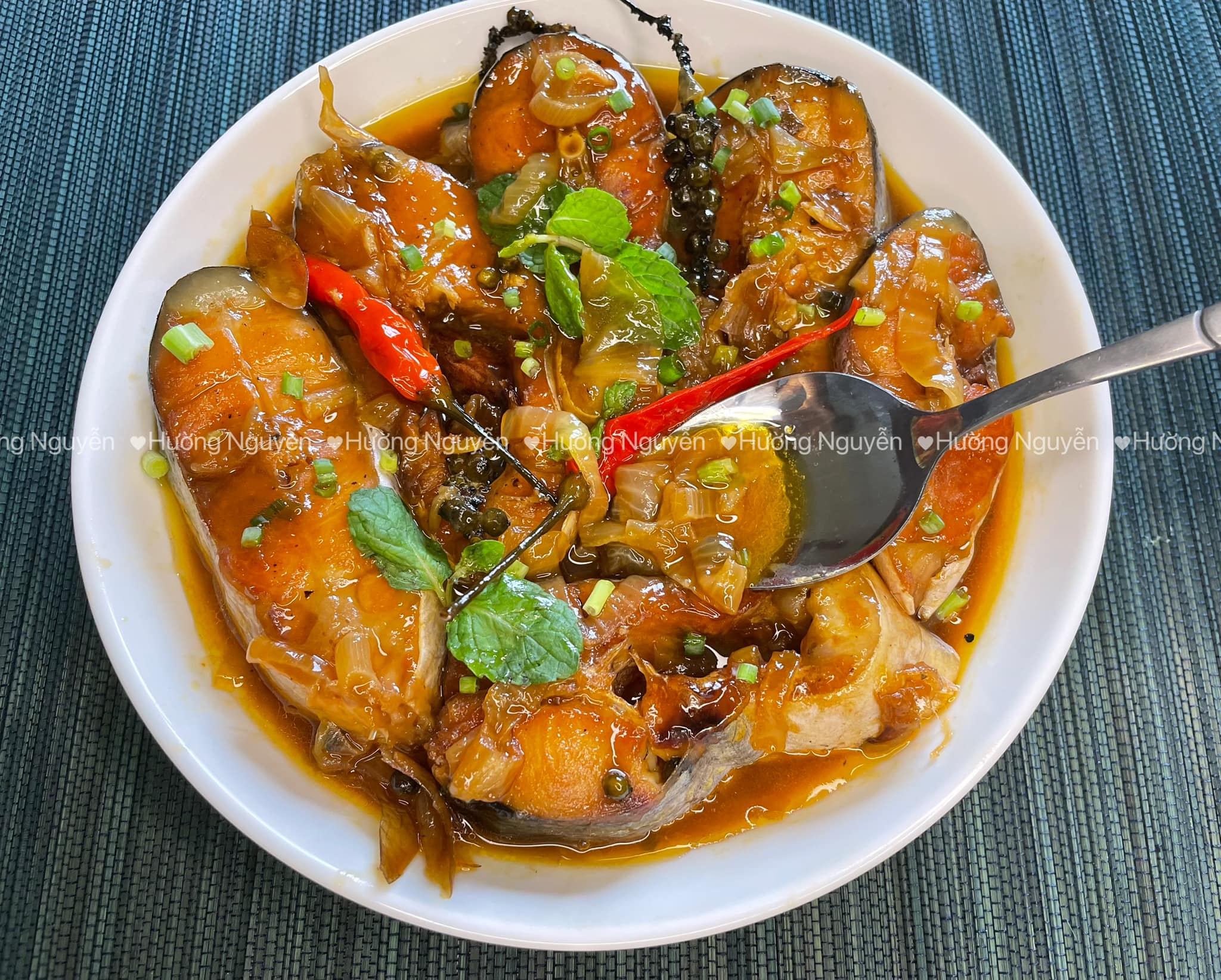 Loại cá rẻ tiền nhưng bổ dưỡng kho cùng nước dừa siêu ngon - 5