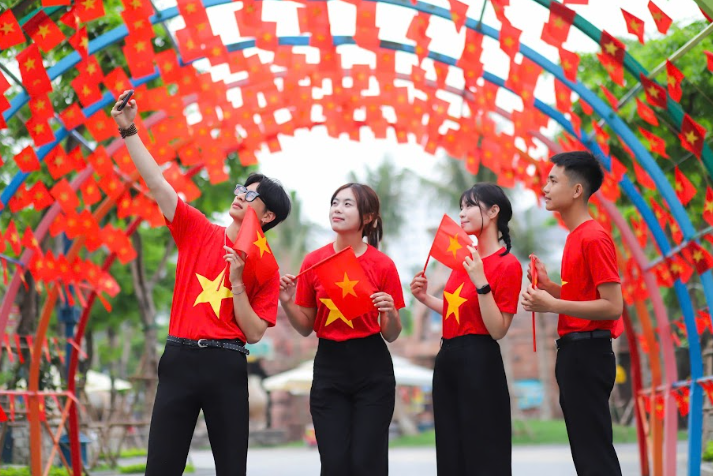 Kỳ nghỉ 2/9: Ba cách sắp xếp lịch trình để vừa kịp xem diễu binh, vừa thỏa sức du ngoạn từ Hà Nội - 3