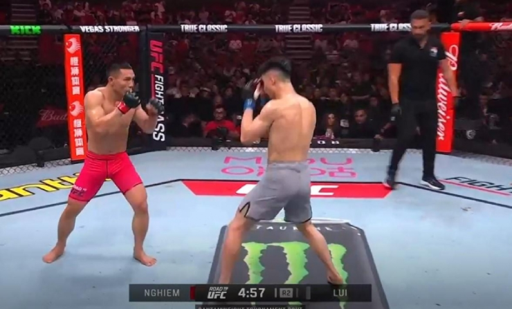 Nóng nhất thể thao tối 22/8: Nghiêm Văn Ý bị knock-out ở bán kết Road to UFC - 1