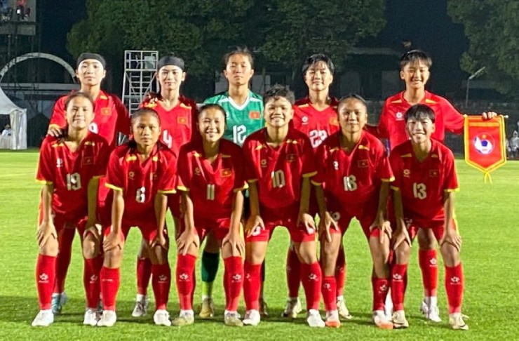 Nữ cầu thủ Việt Nam ghi hat-trick, gây tiếng vang ở giải U16 Đông Nam Á - 1