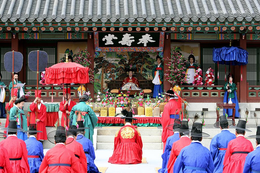 Di sản UNESCO giữa lòng Hàn Quốc - Lễ hội Suwon Hwaseong - 2