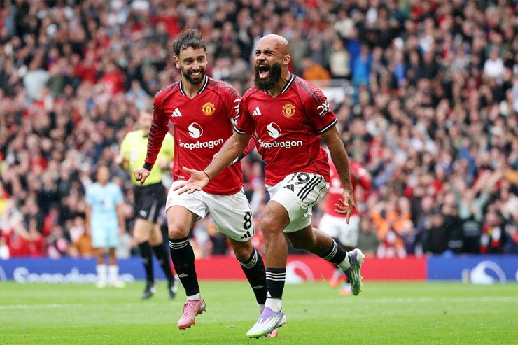 MU quyết đấu Man City: Niềm hy vọng đặt lên vai Mbeumo - Fernandes - 1