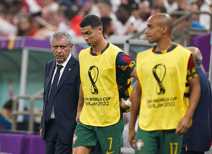 Ronaldo 40 tuổi chưa giải nghệ sau World Cup, thế hệ trẻ Bồ Đào Nha có nên lo lắng? - 3
