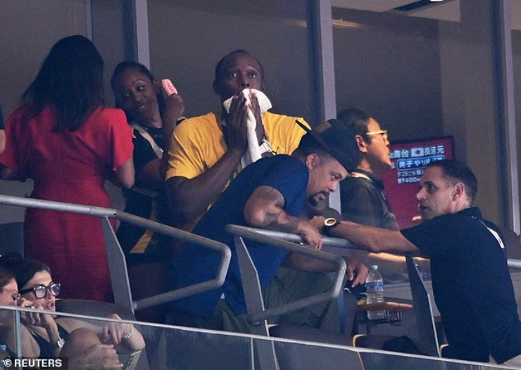 Usain Bolt há hốc mồm vì "ông cháu" 17 tuổi chạy nhanh hơn cả mình - 1