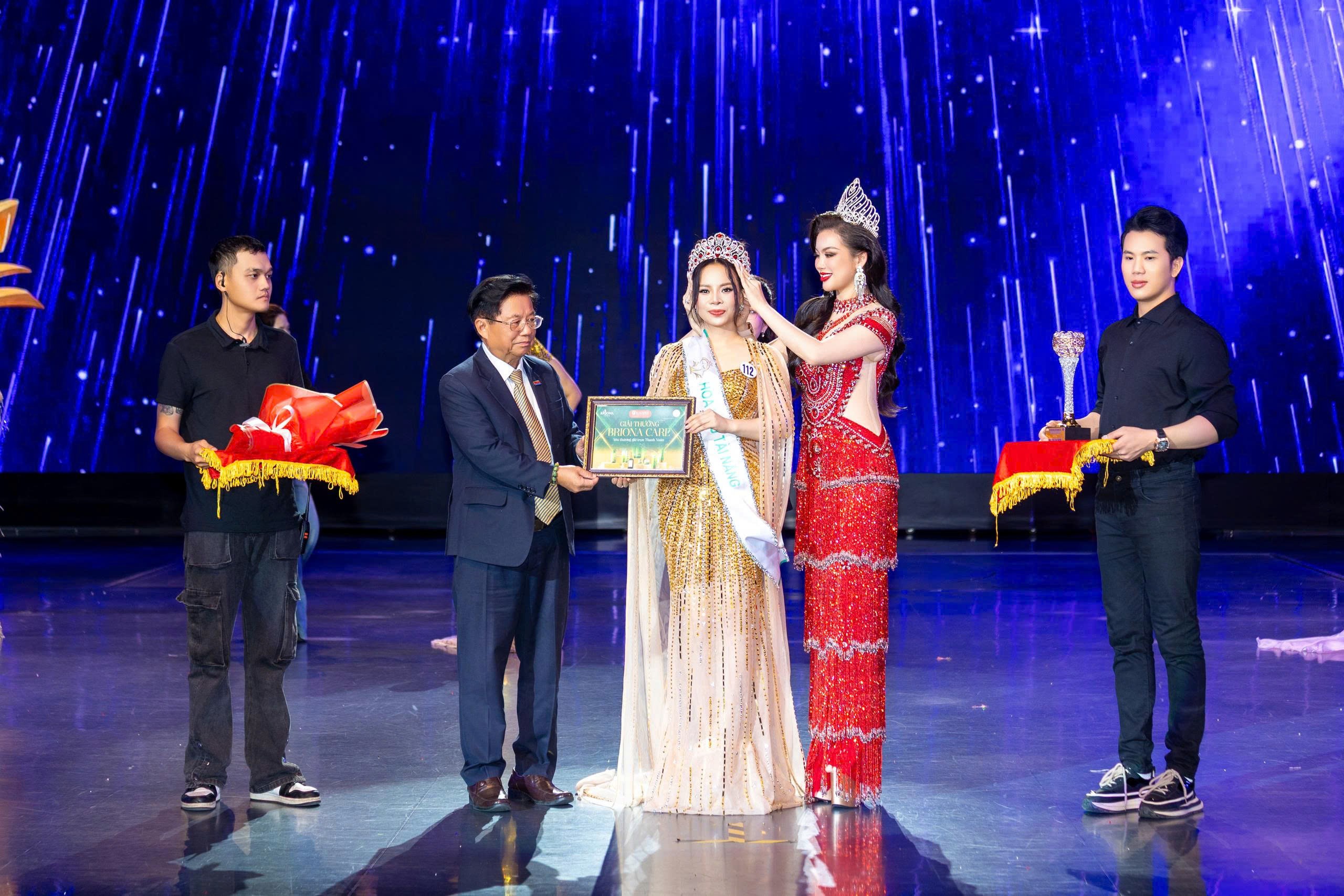 Nữ doanh nhân Lê Thị Hương Huệ đăng quang “Hoa hậu Tài năng” Miss Business Charm International 2025 - 1