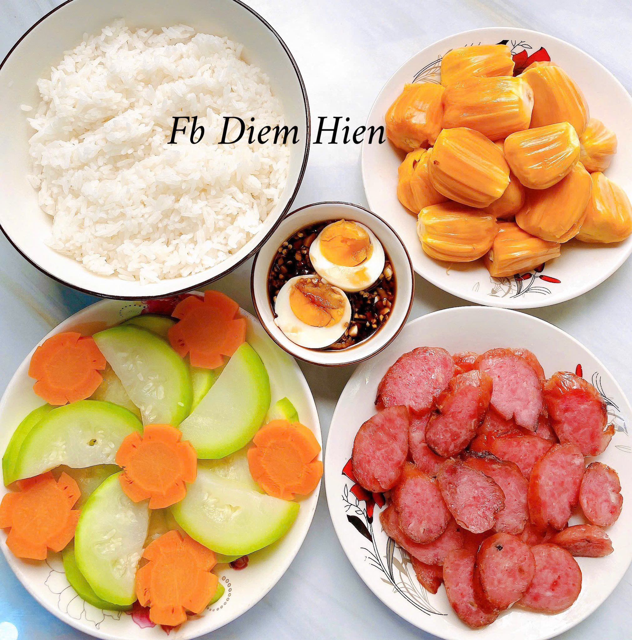 Thực đơn toàn món dân dã khiến ai nhìn thấy cũng thèm được về nhà ăn cơm - 17