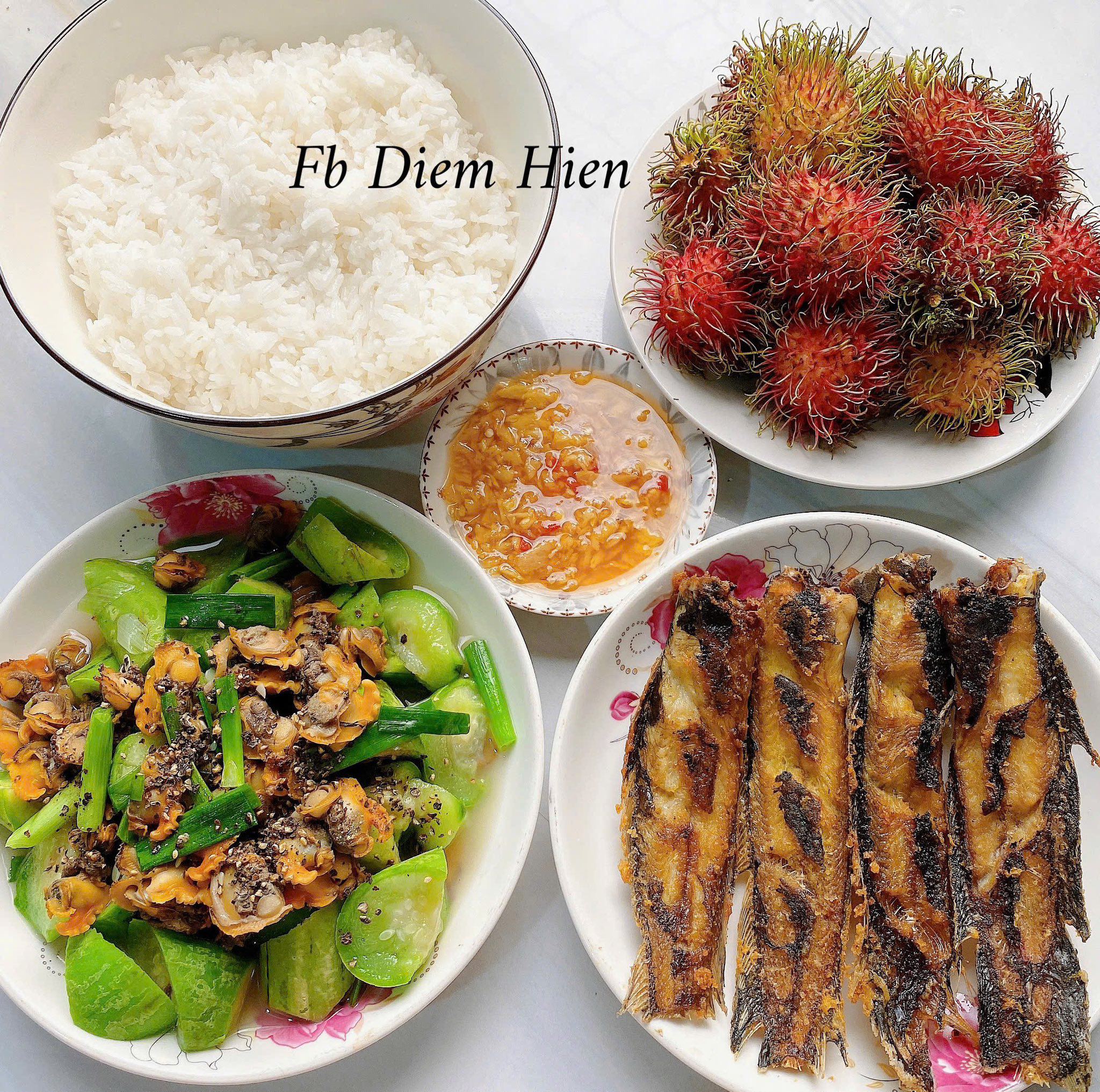Thực đơn toàn món dân dã khiến ai nhìn thấy cũng thèm được về nhà ăn cơm - 22