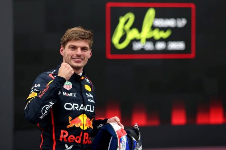Đua xe F1, thống kê Azerbaijan GP: Vòng phân hạng dài lịch sử, Sainz &#39;ngang hàng&#39; huyền thoại Prost - 3