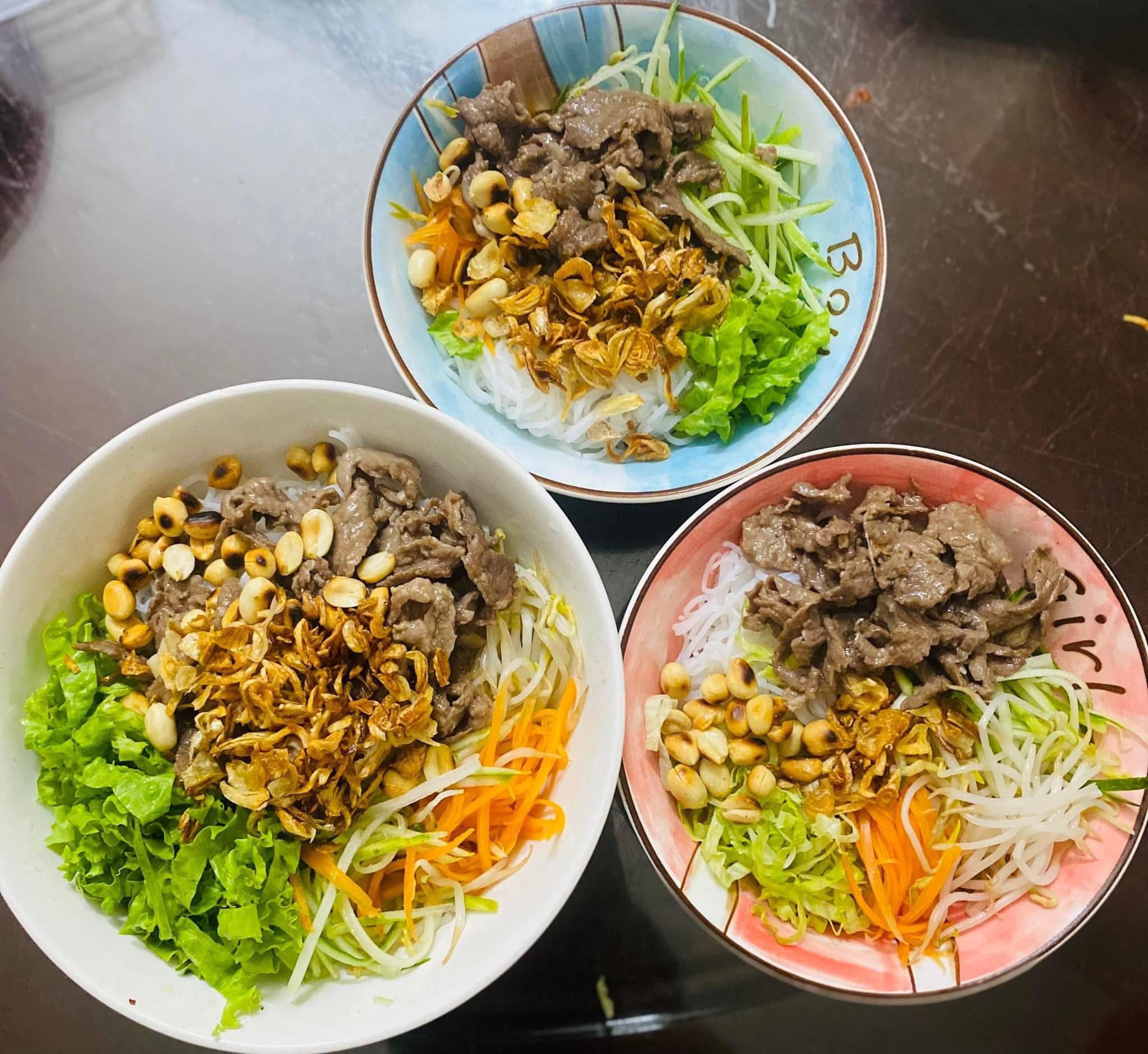 Thực đơn bữa sáng ngon lành đủ chất của mẹ đảm 4 con - 14