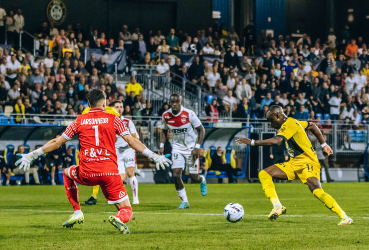 Kết quả bóng đá Metz - Pau FC: Nhận đòn đau điếng, tiếc nuối Quang Hải (Vòng 10 Ligue 2) - 1