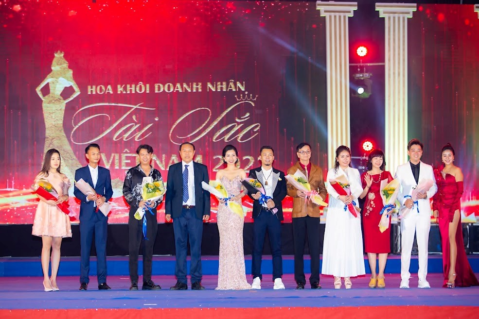Chung kết Hoa khôi Doanh nhân Tài sắc Việt Nam 2022 được diễn ra thành công tốt đẹp - 3