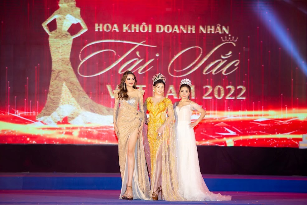 Chung kết Hoa khôi Doanh nhân Tài sắc Việt Nam 2022 được diễn ra thành công tốt đẹp - 4