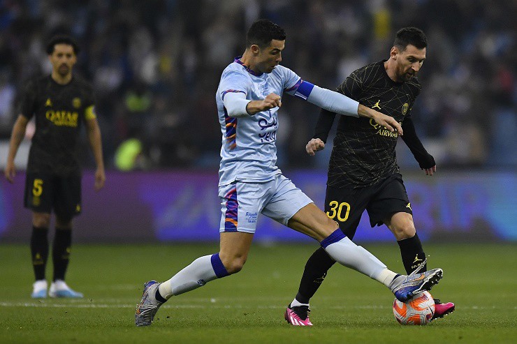 Chấn động khả năng Messi sang Ả Rập chơi bóng, tiếp tục so kè Ronaldo - 1