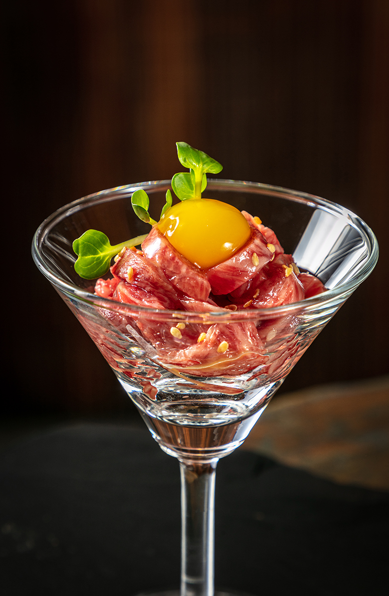 Tinh hoa thịt bò Nhật: Tâm người nuôi, tầm người bán - 3