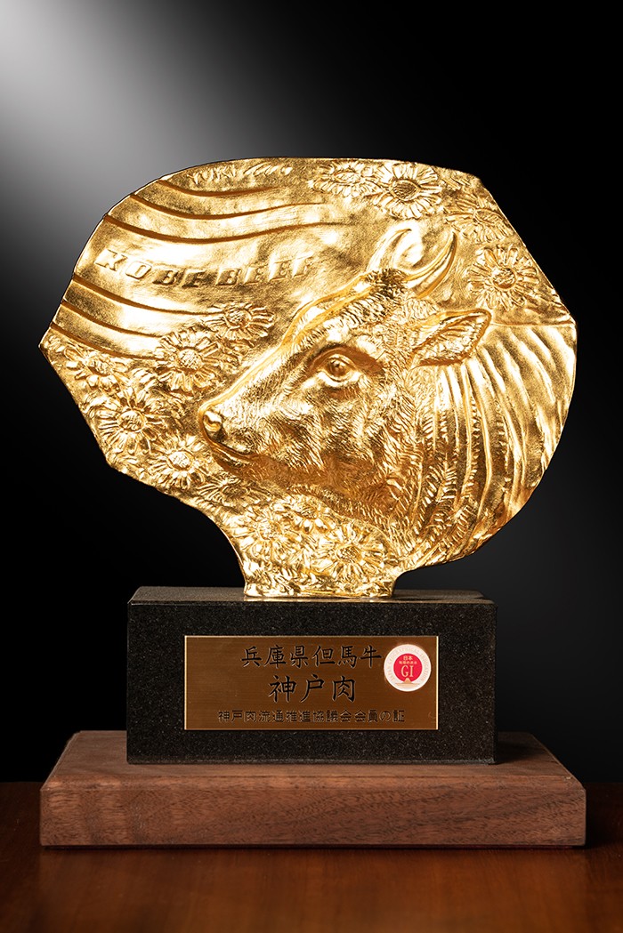 Tinh hoa thịt bò Nhật: Tâm người nuôi, tầm người bán - 5