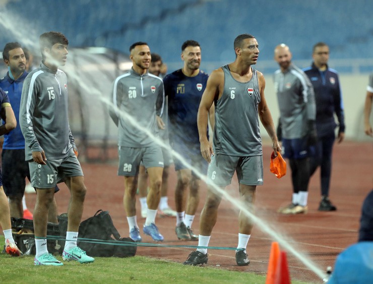 "Gareth Bale châu Á" nổi gắt Khi ĐT Iraq luyện đợi đấu ĐT nước Việt Nam - 5