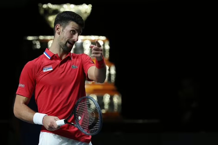 Djokovic quát khán giả "im lặng", bị đối thủ người Anh phản ứng - 1