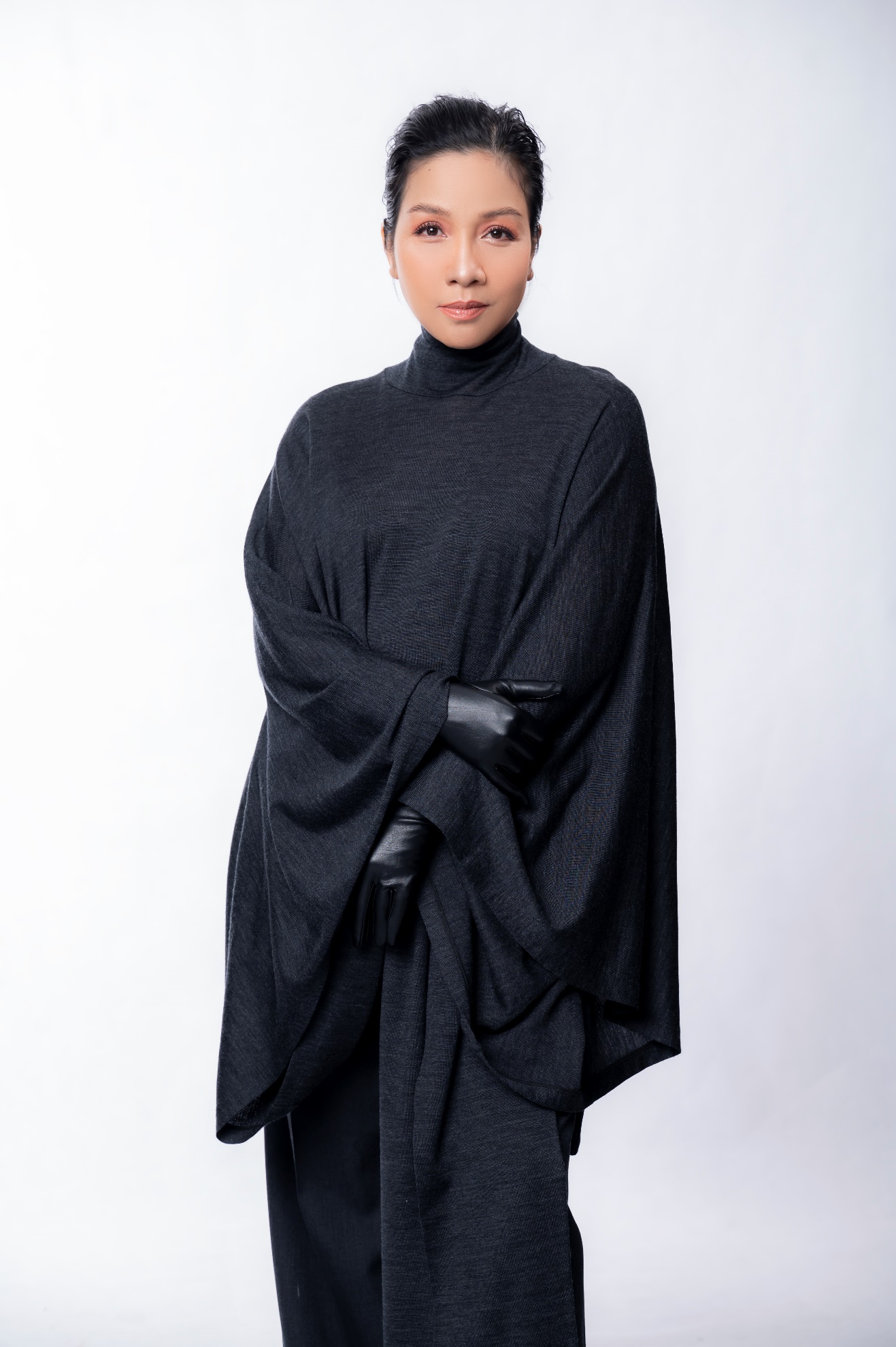 Mẹ con Diva Mỹ Linh, Vũ Cát Tường, Lâm Bảo Ngọc xuất hiện tại Ecopark Countdown 2024 - 2