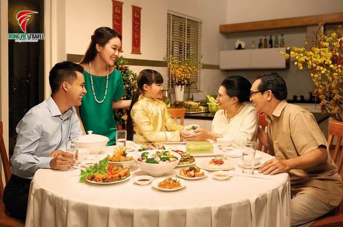 Xu hướng du lịch 2024: về nhà đón tết hay du lịch Nhật Bản đón tết cùng nhà?  - 2