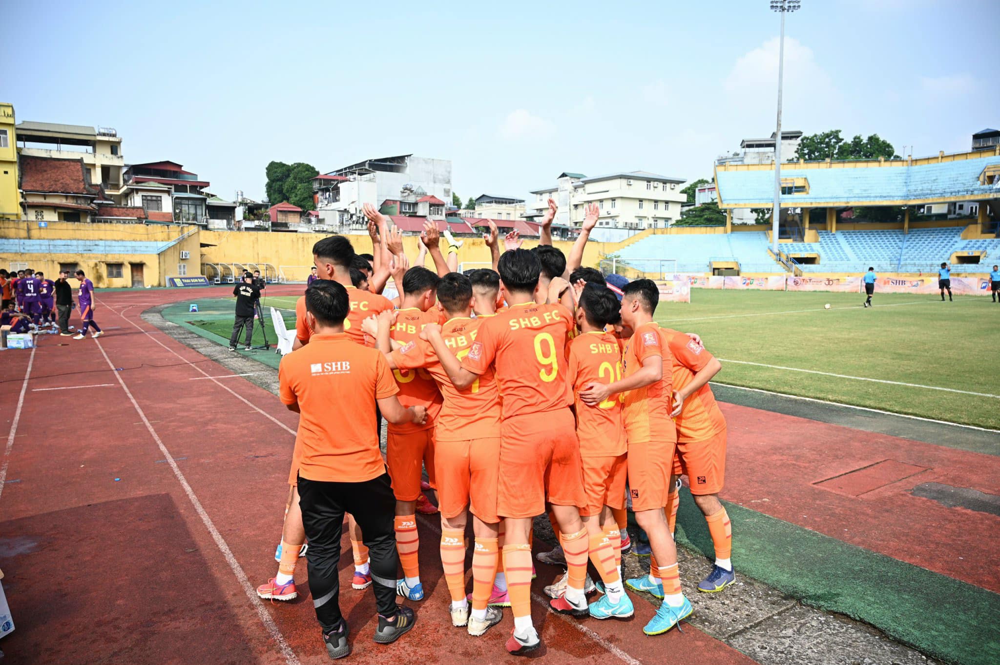 Khi bóng đá trở thành tình yêu và lan tỏa - 4