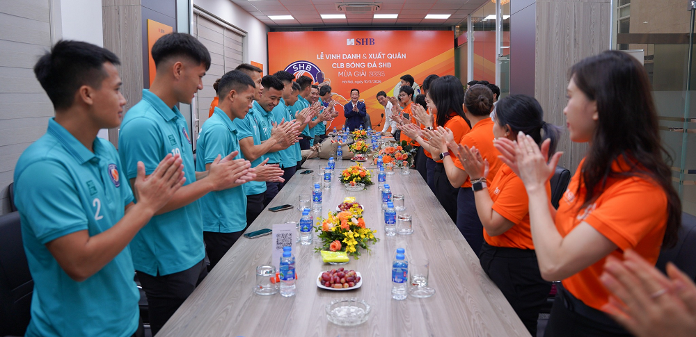 Khi bóng đá trở thành tình yêu và lan tỏa - 3