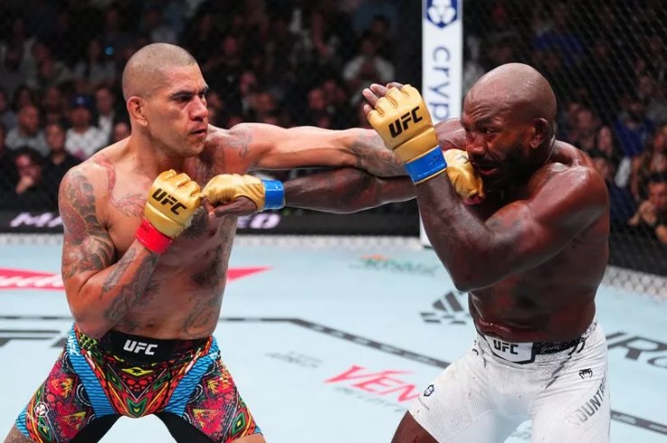 Đỉnh cao UFC: Võ sĩ bị nứt xương sườn vẫn knock-out kẻ thách đấu - 1