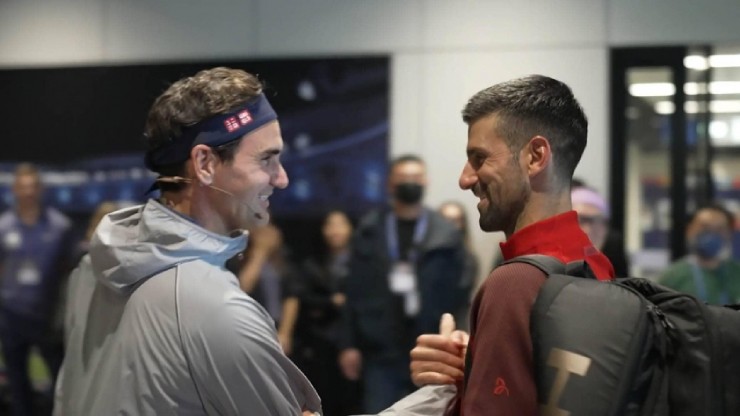 Federer gọi Djokovic là "ông già" khi chạm mặt ở Thượng Hải - 1